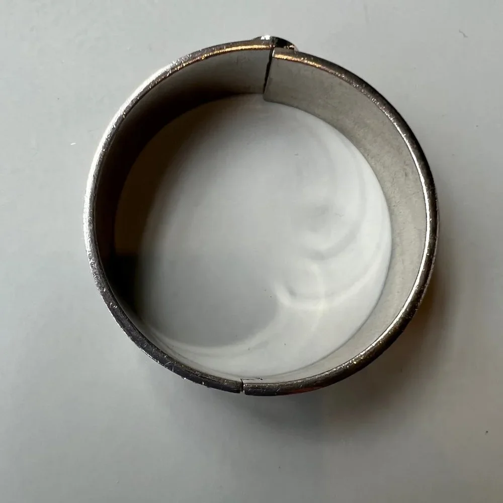 Henri Bendel Bracelet - Picture 3 of 8